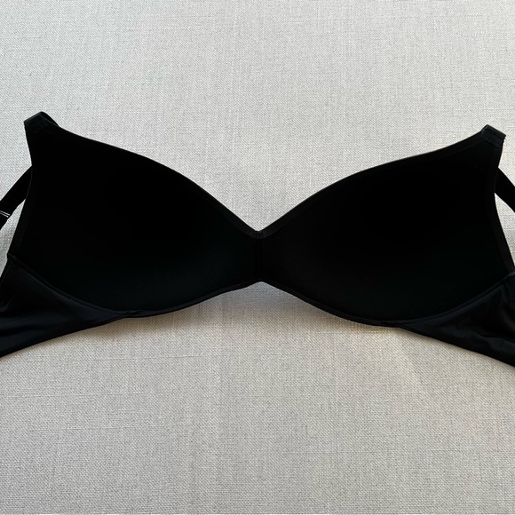 SKIMS Wireless Form Black Onyx Push-Up Bra 40F - Picture 14 of 16